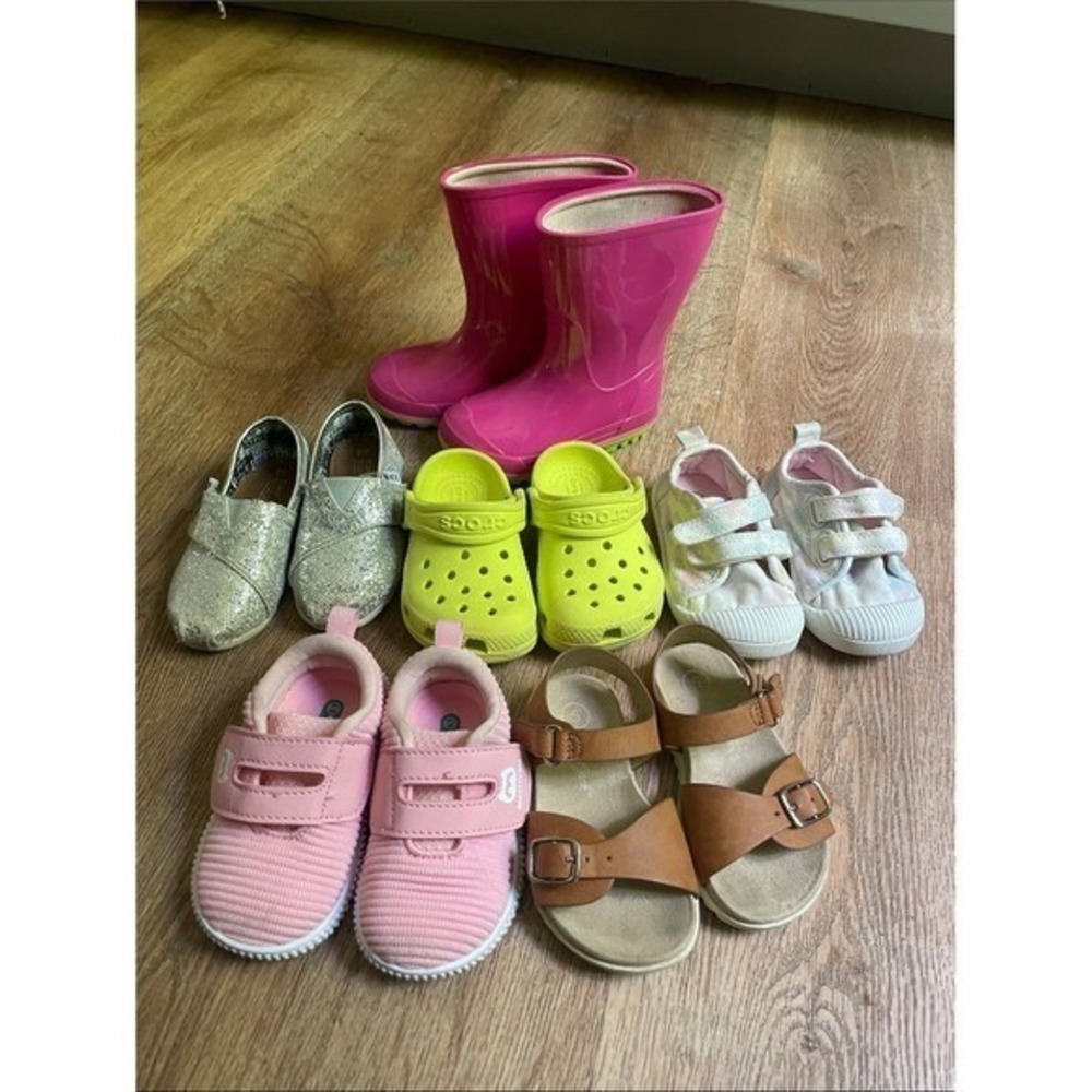 Crocs Toms Toddler Shoe Bundle Rubber Canvas Glitter Size 5 6 Mixed Lot - Picture 15 of 15